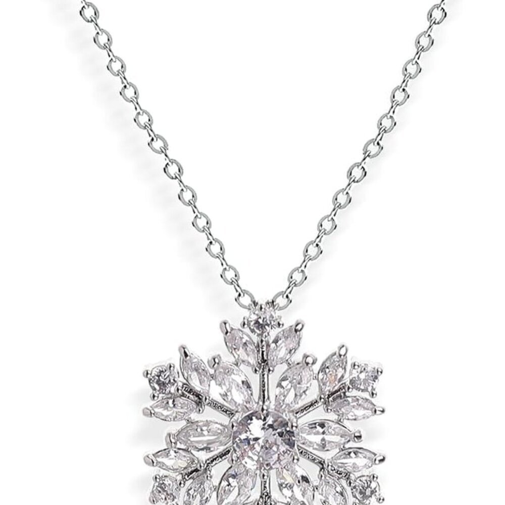 Dainty Chain Simple Pendant Necklace for Women, Cute Statement Rhinestone Single